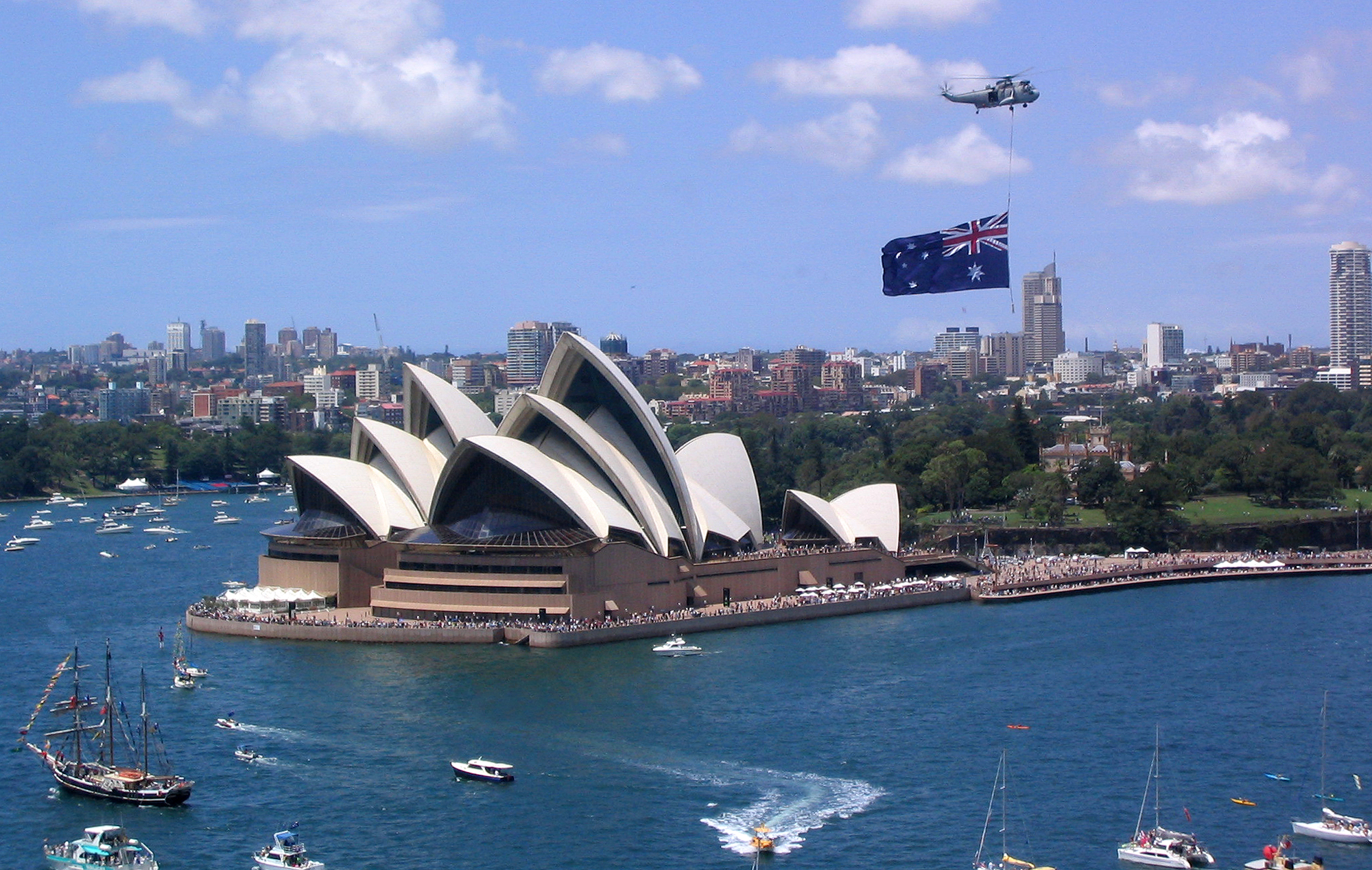 beautiful-view-of-harbor-in-Australia-with-city-in-background